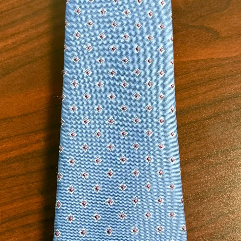 Michael Kors Light Blue Tie – Geometric Pattern